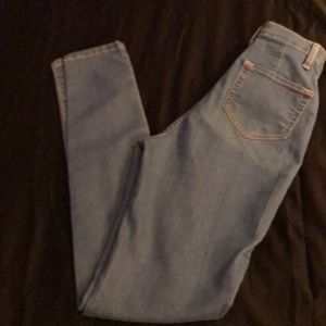 Skinny jeans